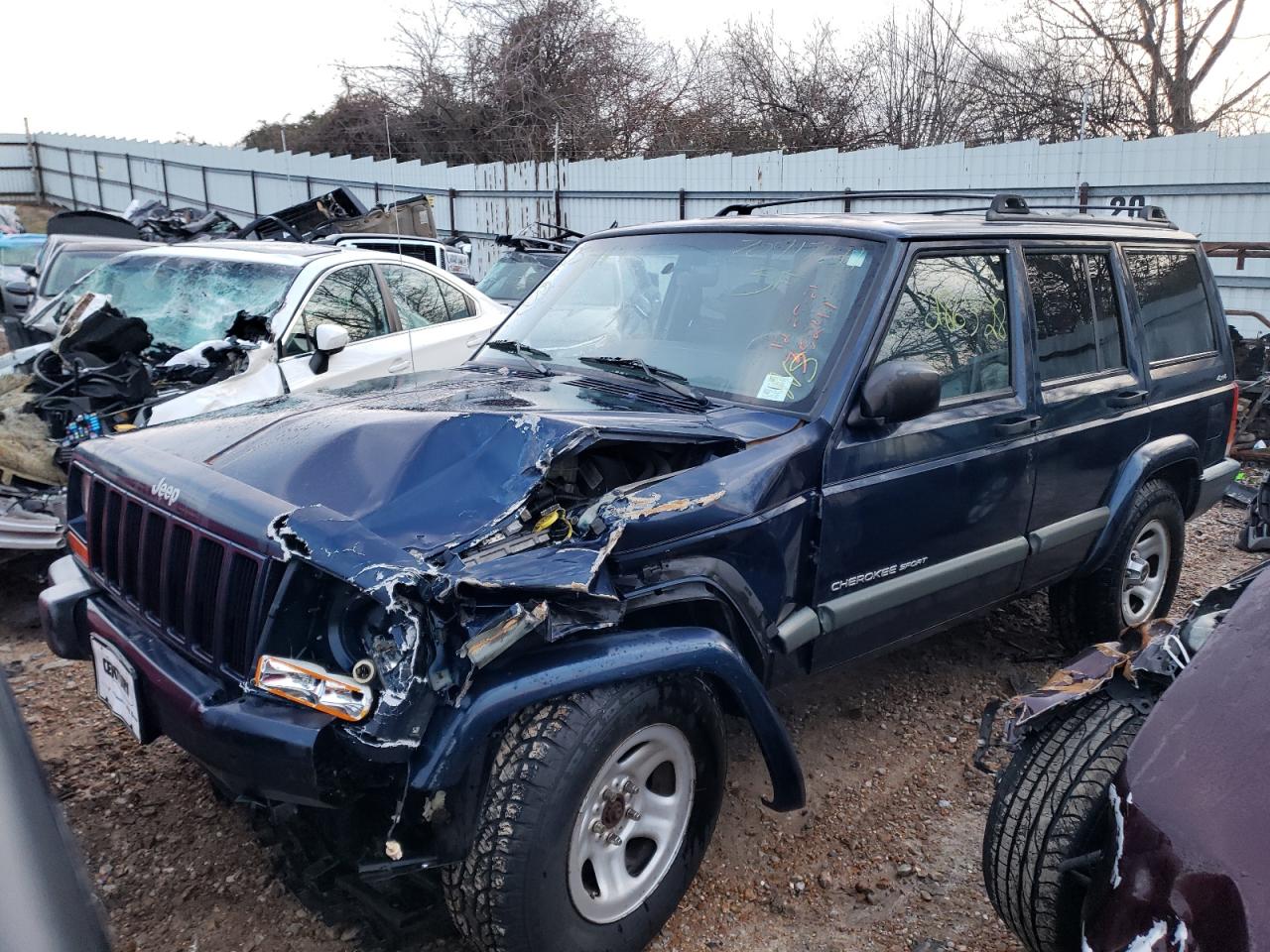Photo 2 from auction – 2000 JEEP CHEROKEE S with VIN 1J4FF48SXYL162065