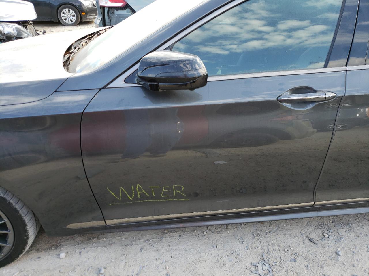 Photo 9 from auction – 2019 GENESIS G80 BASE with VIN KMHGN4JB4KU300560