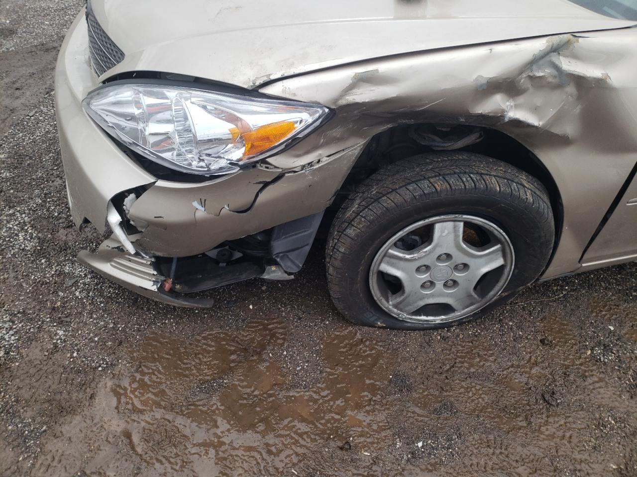 Photo 9 from auction – 2002 TOYOTA CAMRY LE with VIN 4T1BF32K62U017447