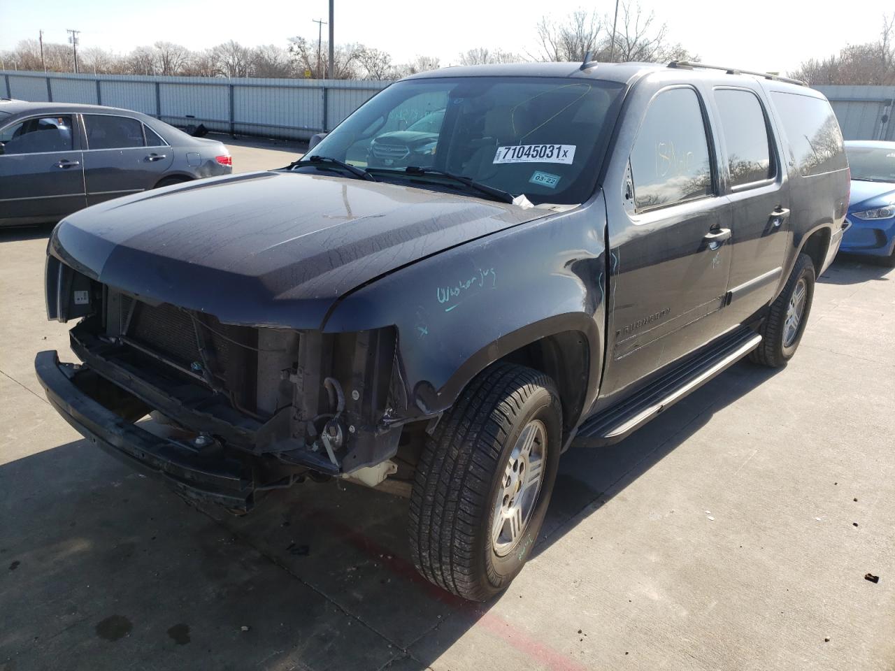 Photo 2 from auction – 2007 CHEVROLET SUBURBAN C with VIN 1GNFC16097J209487