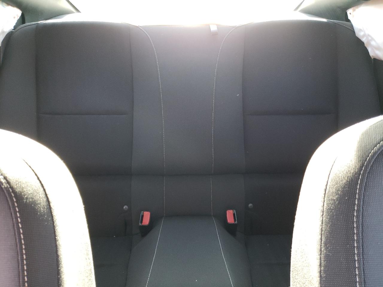 Photo 6 from auction – 2015 CHEVROLET CAMARO LS with VIN 2G1FB1E35F9148276