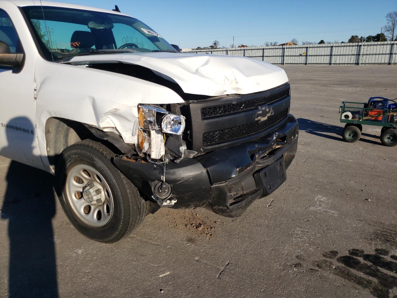 Photo 9 from auction – 2009 CHEVROLET SILVERADO with VIN 1GCEC14X19Z229340