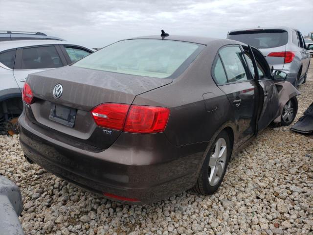 Photo 6 from auction – 2011 VOLKSWAGEN JETTA TDI with VIN 3VWLL7AJ8BM077782