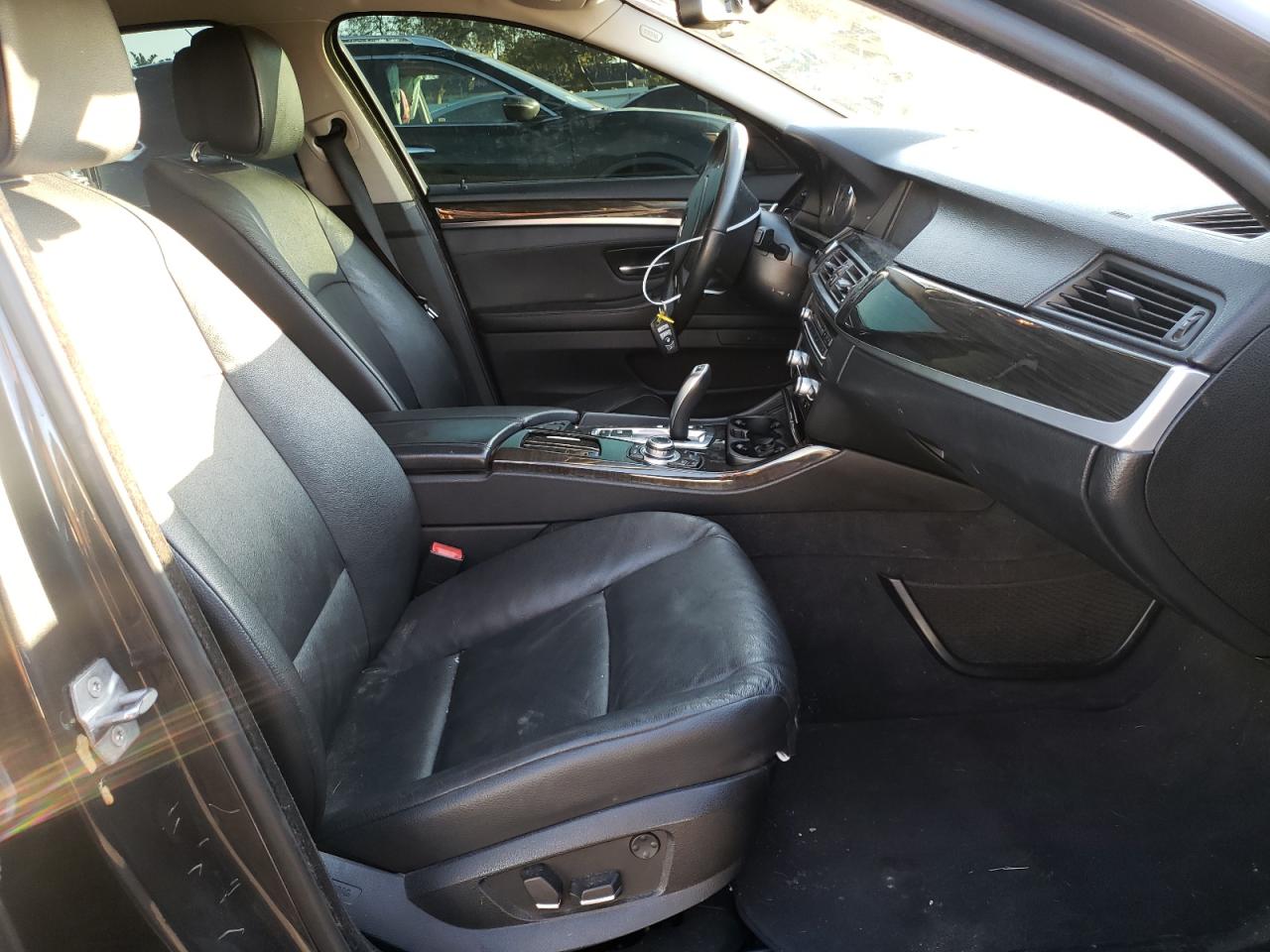 Photo 5 from auction – 2013 BMW 528 I with VIN WBAXG5C58DD232789