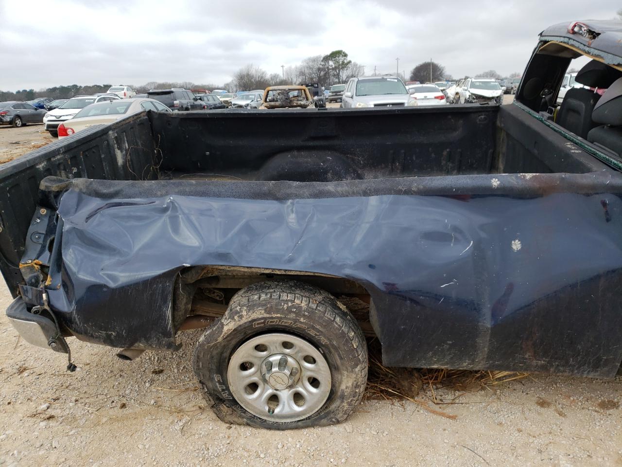 Photo 10 from auction – 2008 CHEVROLET SILVERADO with VIN 1GCEC14CX8Z317718