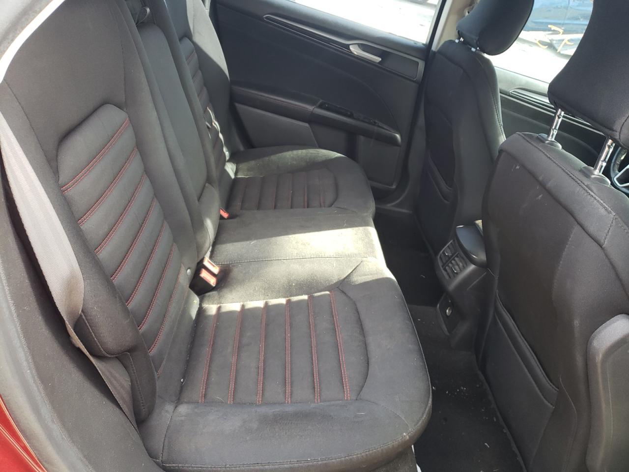 Photo 6 from auction – 2015 FORD FUSION SE with VIN 3FA6P0H72FR290974