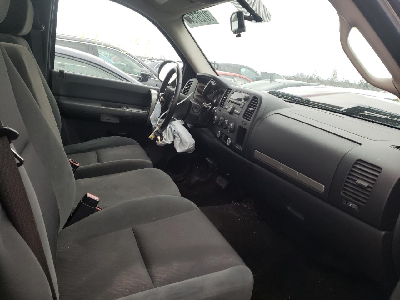 Photo 5 from auction – 2009 CHEVROLET SILVERADO with VIN 1GCEK14C79Z181875