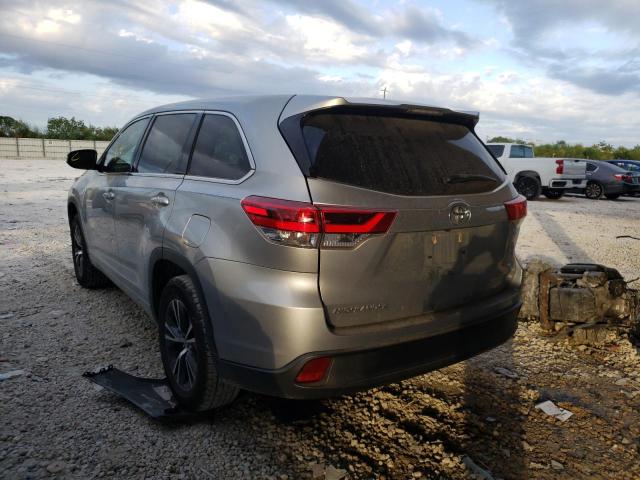 Photo 3 from auction – 2017 TOYOTA HIGHLANDER with VIN 5TDZARFH5HS031307