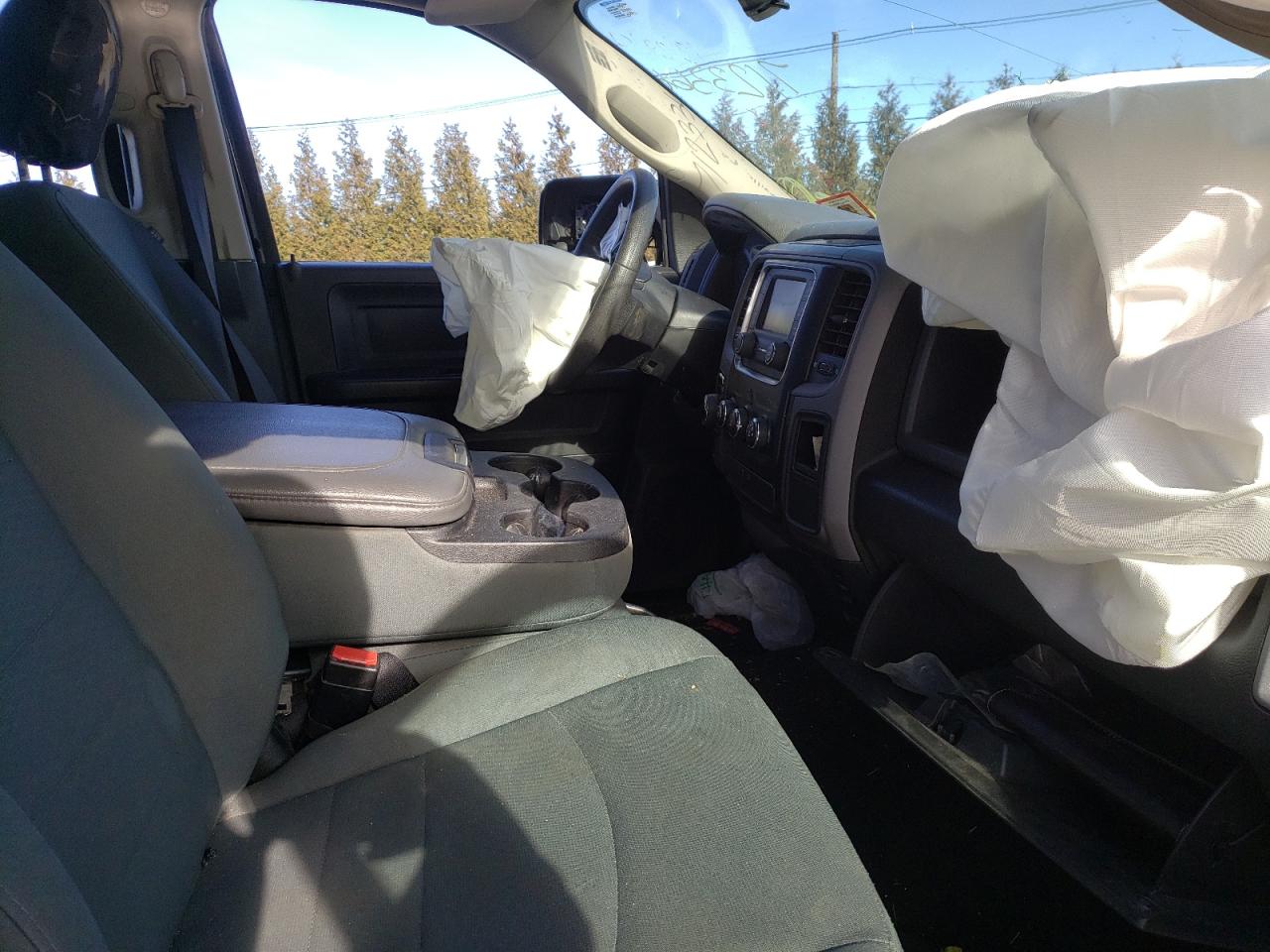 Photo 5 from auction – 2016 RAM 1500 ST with VIN 3C6RR7KT0GG371458