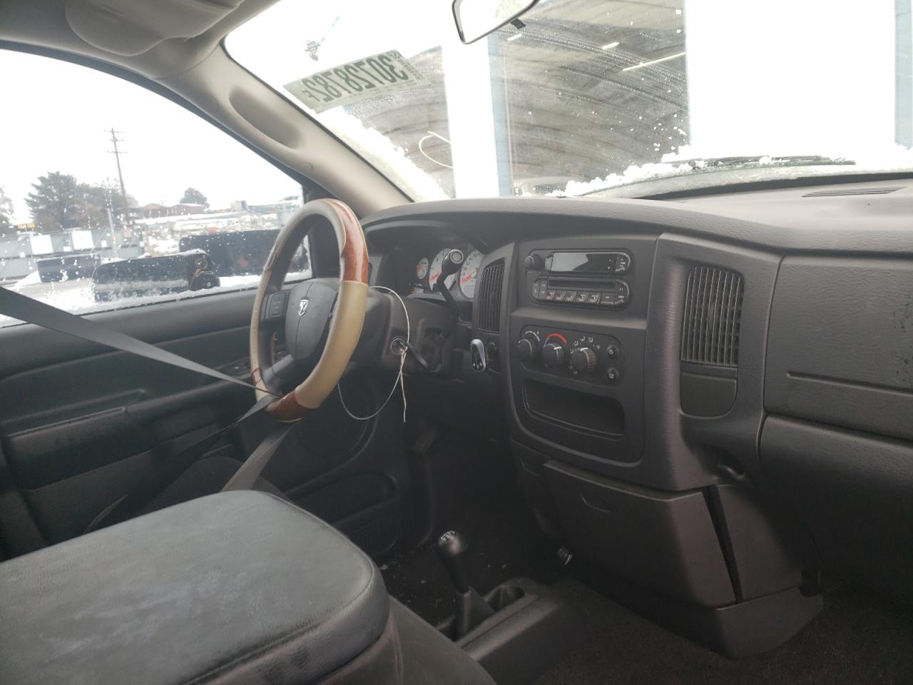 Photo 9 from auction – 2005 DODGE RAM 1500 S with VIN 1D7HU18N15S335024