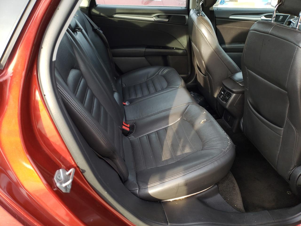 Photo 6 from auction – 2014 FORD FUSION with VIN 3FA6P0H72ER311272