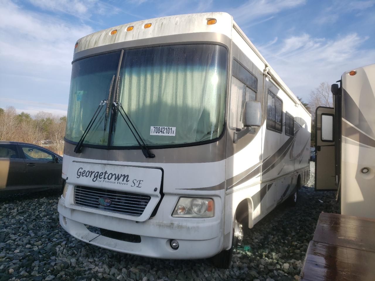 Photo 2 from auction – 2008 WILDWOOD GEORGETOWN with VIN 1F6NF53Y370A04253