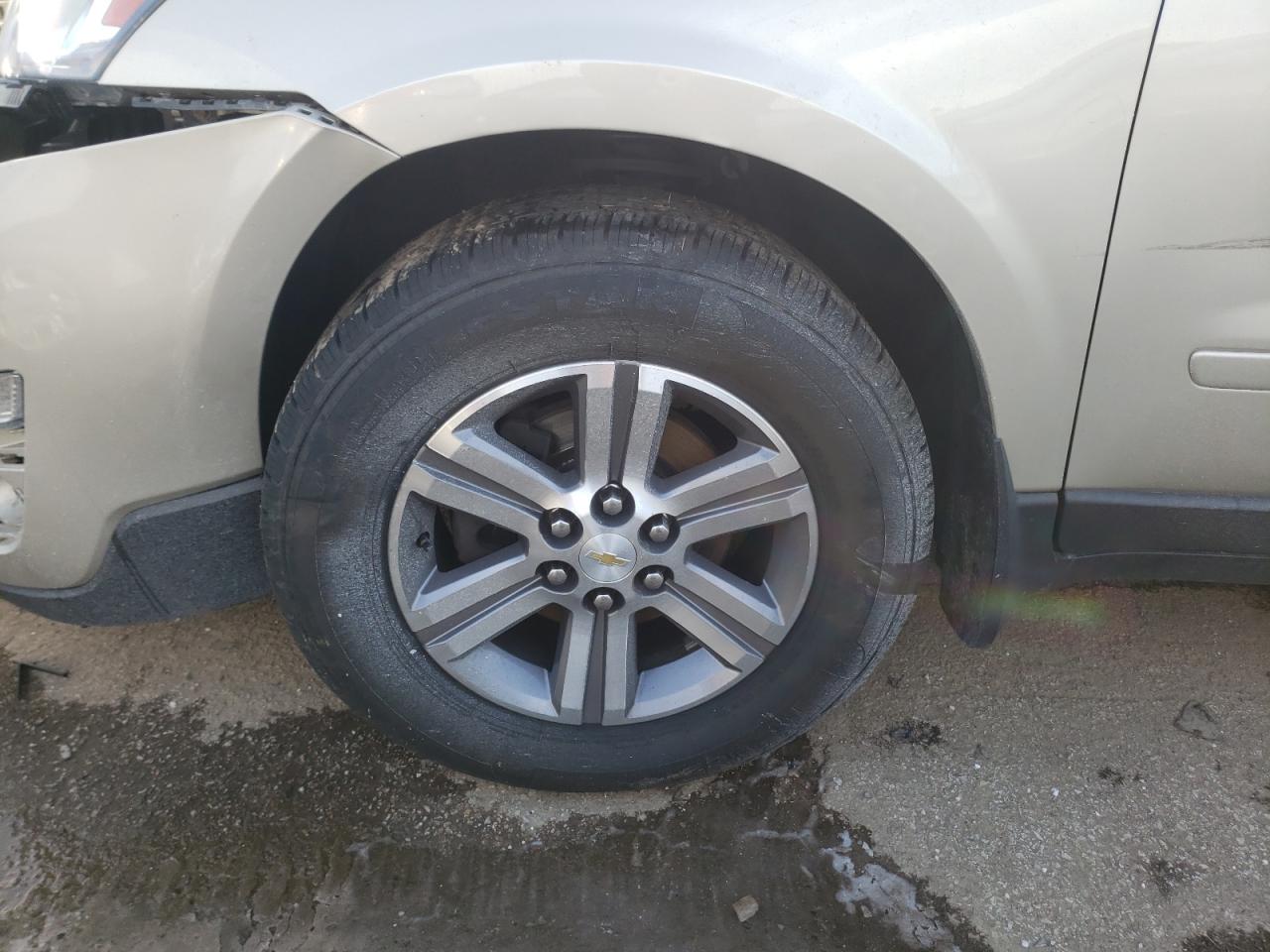 Photo 10 from auction – 2015 CHEVROLET TRAVERSE L with VIN 1GNKRHKDXFJ330574