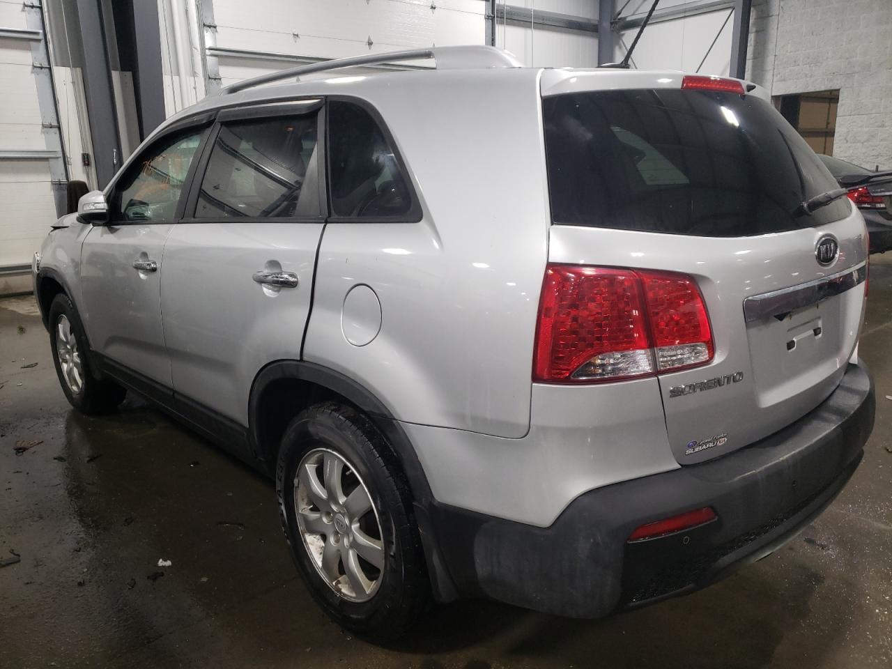 Photo 3 from auction – 2011 KIA SORENTO BA with VIN 5XYKT3A15BG076190