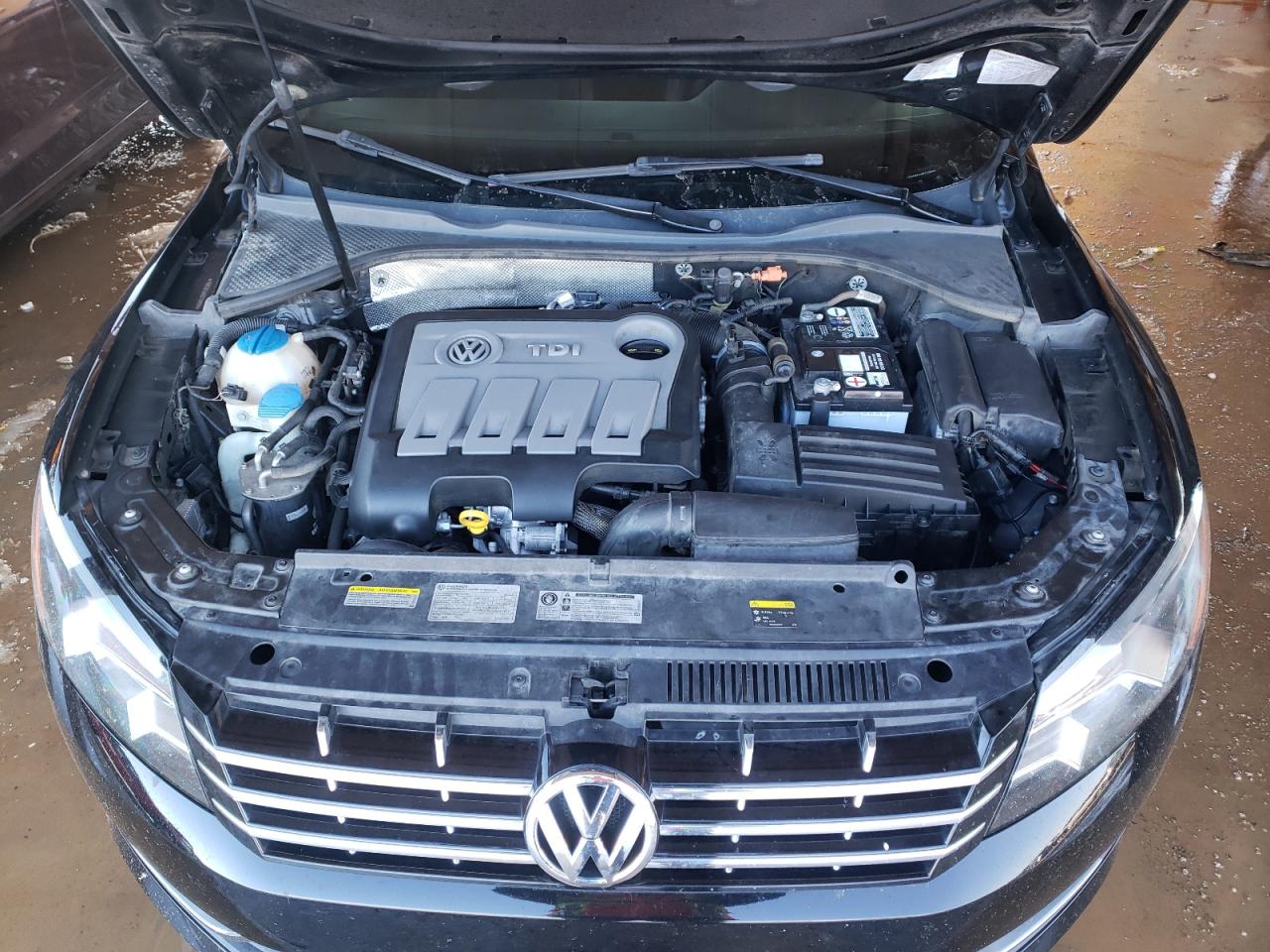 Photo 7 from auction – 2014 VOLKSWAGEN PASSAT SEL with VIN 1VWCN7A33EC108938
