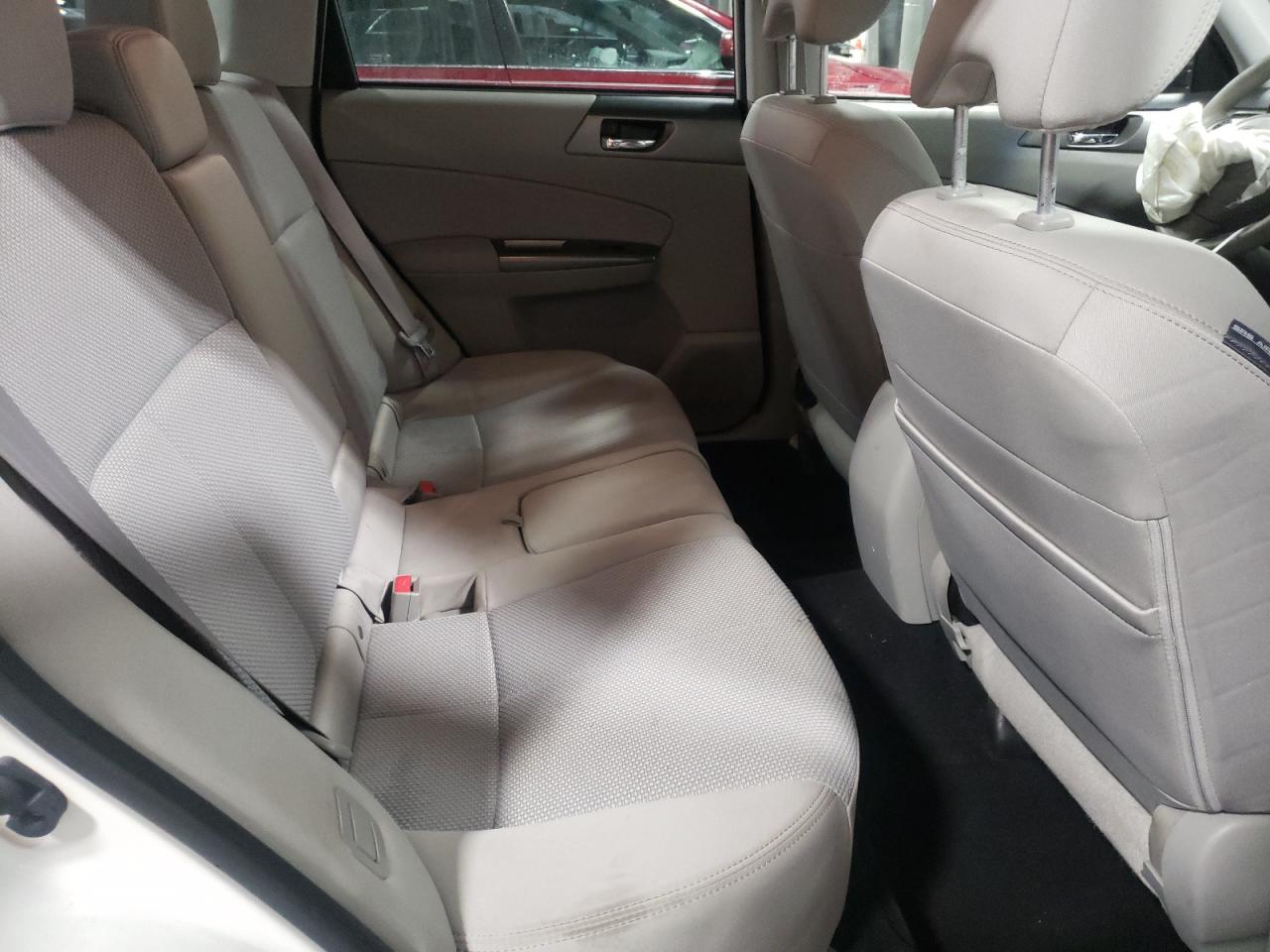 Photo 6 from auction – 2011 SUBARU FORESTER 2 with VIN JF2SHADC3BH746976