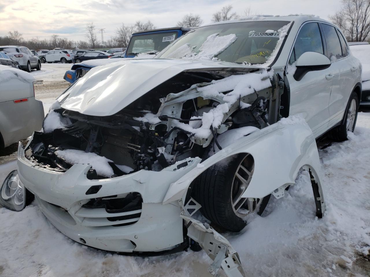 Photo 2 from auction – 2014 PORSCHE CAYENNE with VIN WP1AA2A21ELA93919