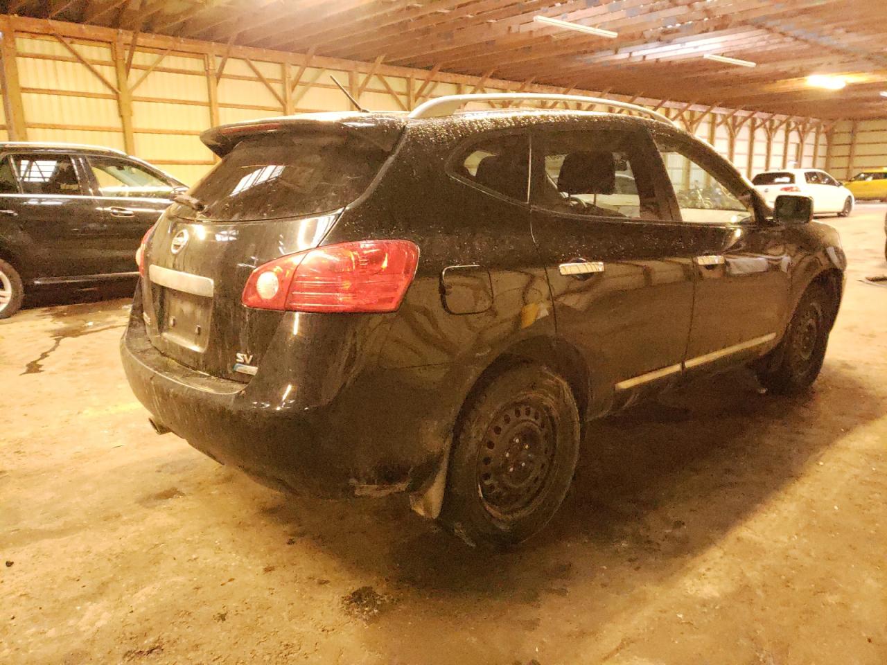 Photo 4 from auction – 2011 NISSAN ROGUE S with VIN JN8AS5MT0BW163932
