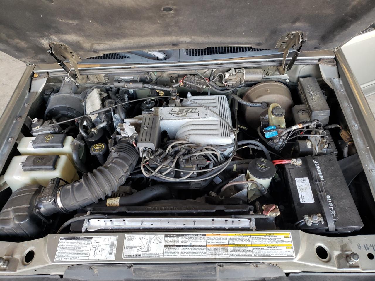 Photo 12 from auction – 1999 FORD EXPLORER with VIN 1FMDU35P6XZB89560