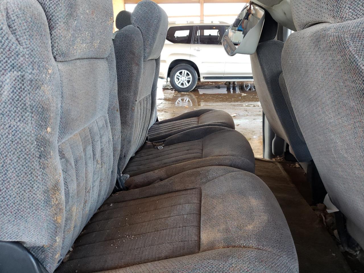 Photo 6 from auction – 2005 PONTIAC MONTANA with VIN 1GMDV23E45D107313