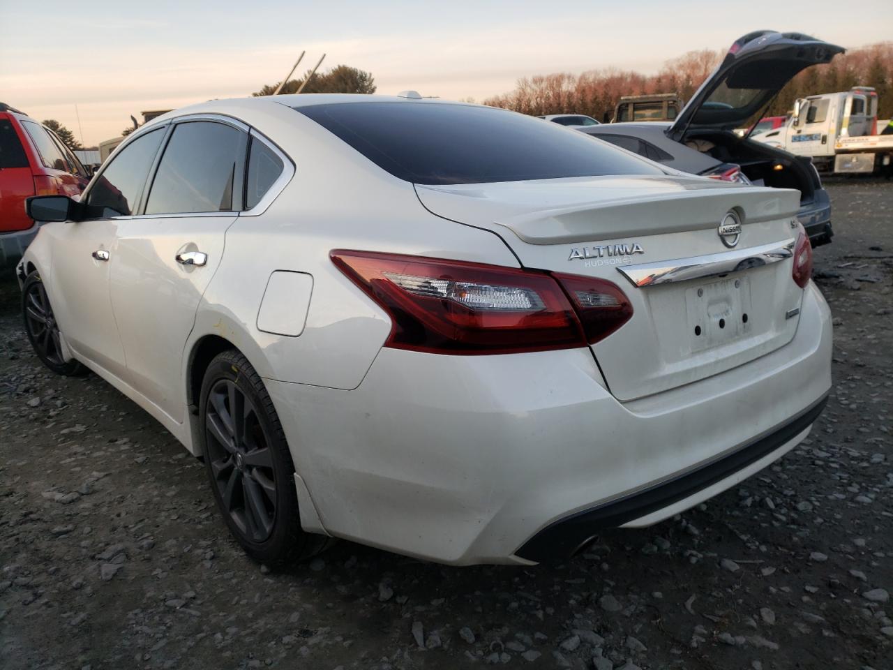 Photo 3 from auction – 2018 NISSAN ALTIMA 2.5 with VIN 1N4AL3AP3JC168794