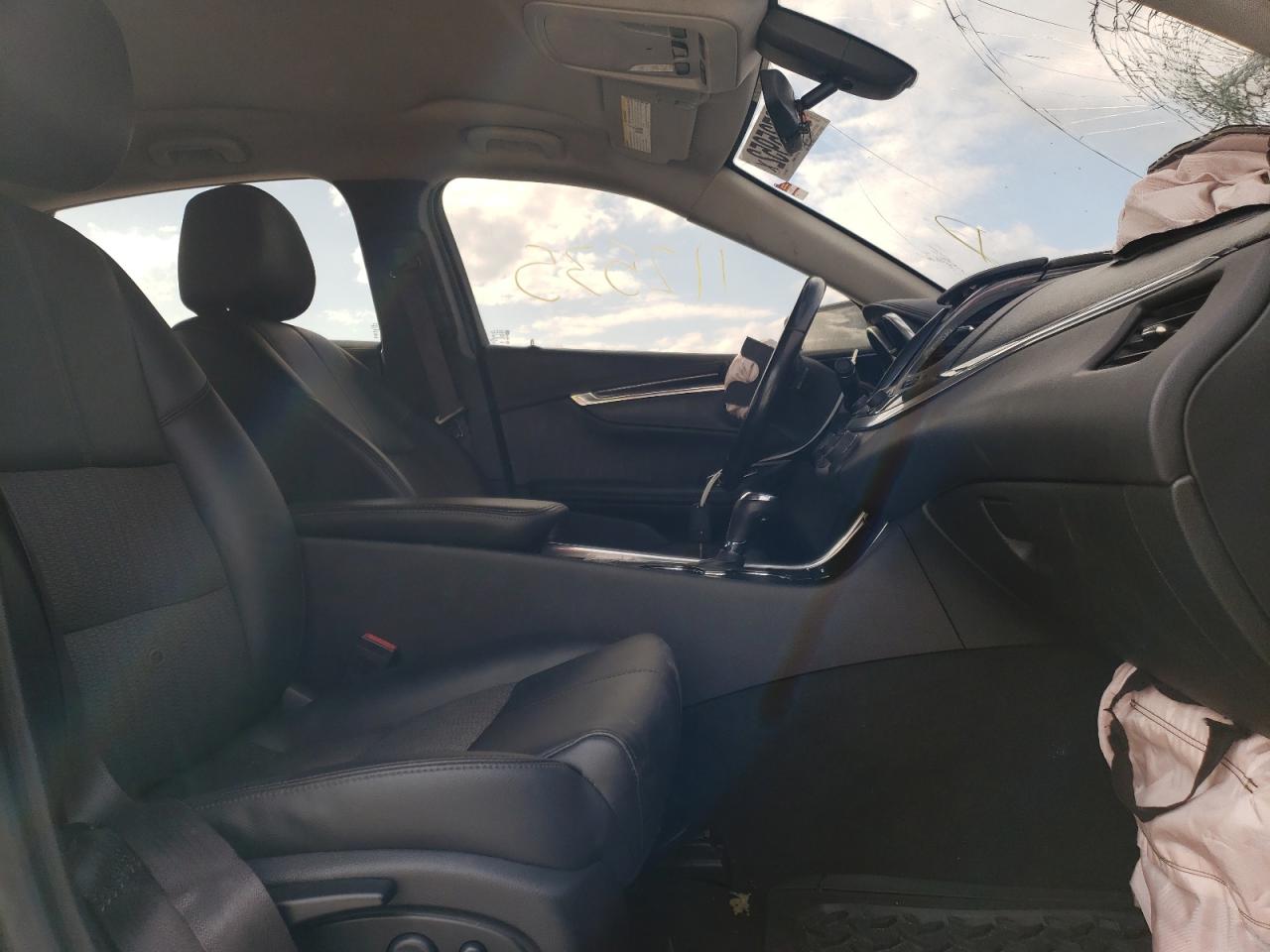 Photo 5 from auction – 2017 CHEVROLET IMPALA LT with VIN 2G1105SA8H9174917