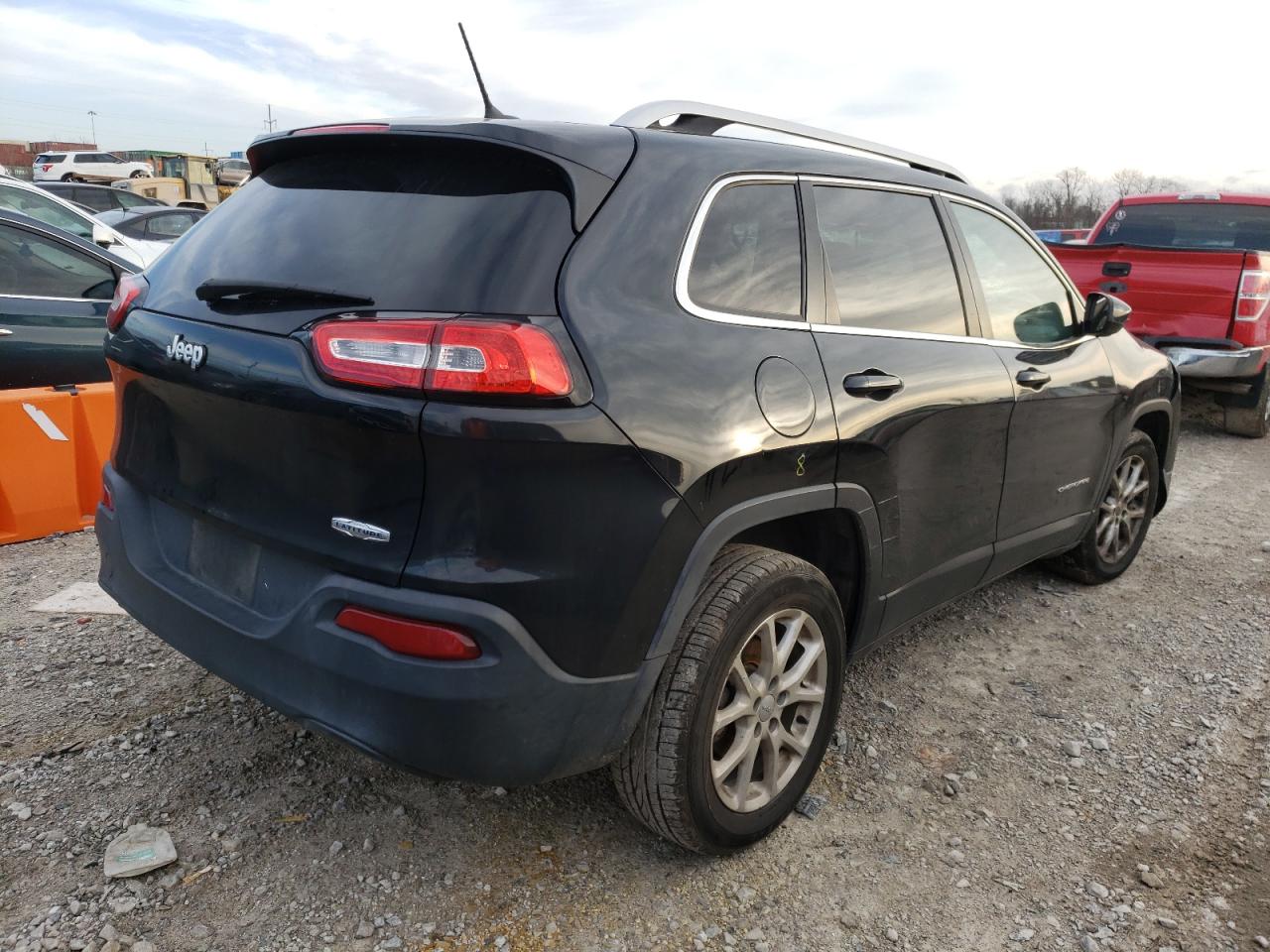 Photo 4 from auction – 2014 JEEP CHEROKEE L with VIN 1C4PJLCB3EW171260