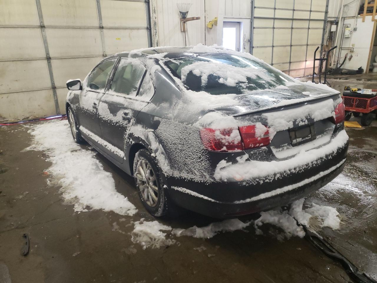 Photo 3 from auction – 2012 VOLKSWAGEN JETTA SE with VIN 3VWDP7AJ2CM124637