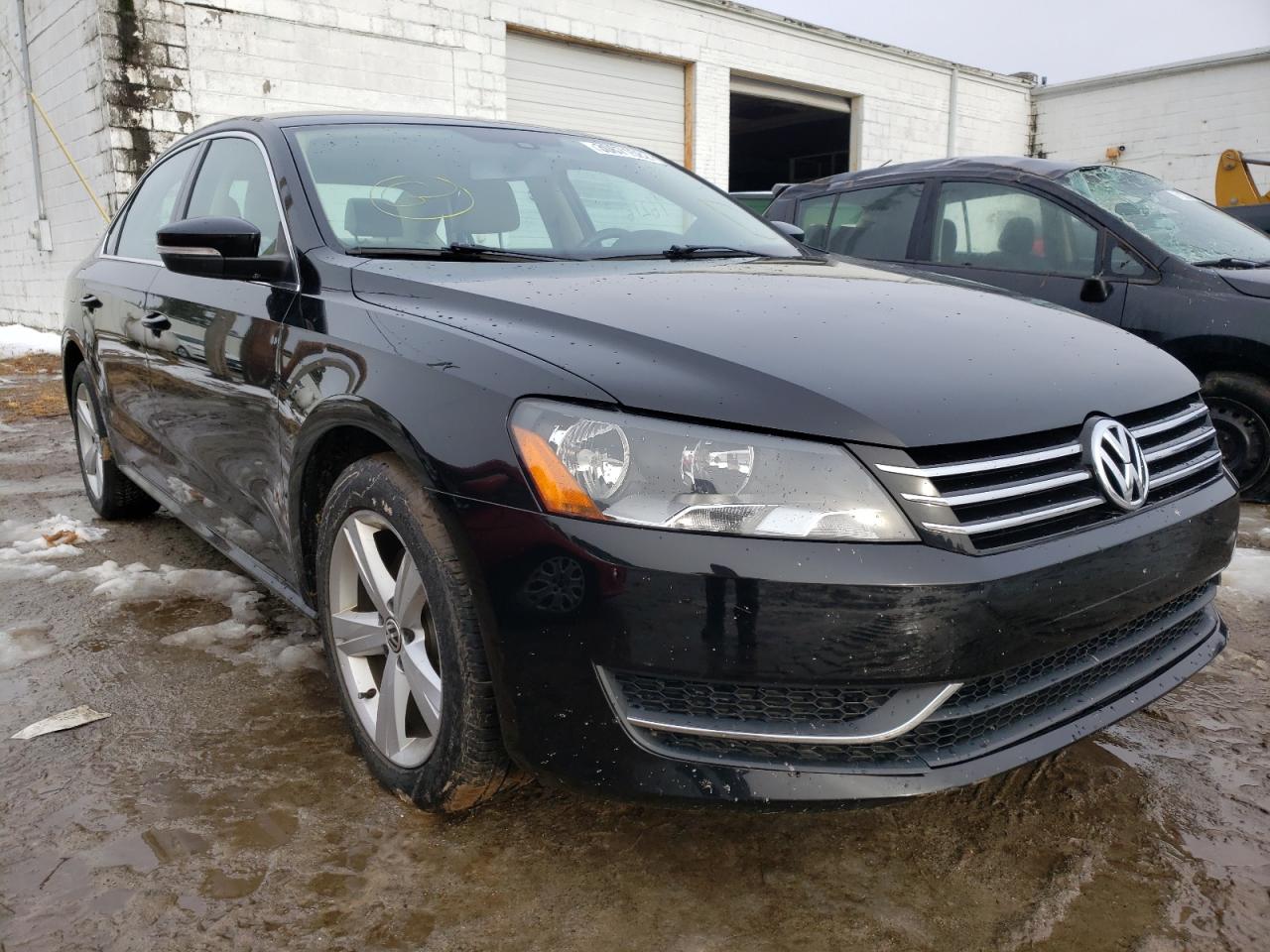 Photo 1 from auction – 2015 VOLKSWAGEN PASSAT SE with VIN 1VWBT7A31FC007867
