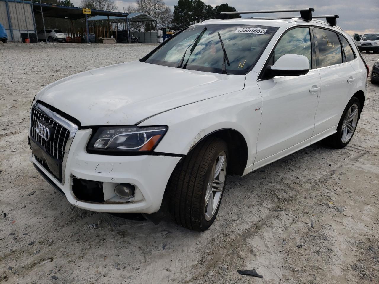 Photo 2 from auction – 2011 AUDI Q5 PREMIUM with VIN WA1DKAFP1BA055697