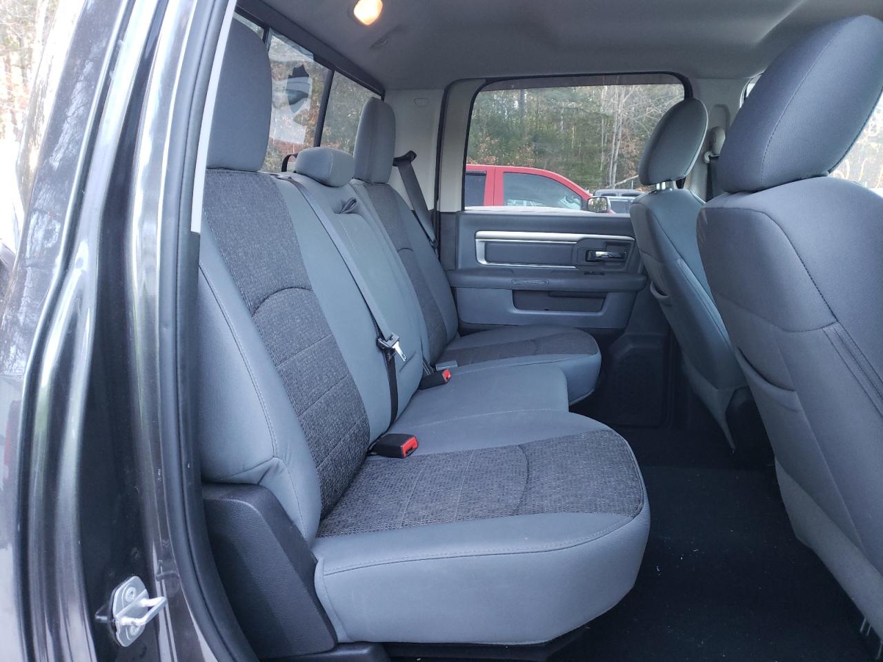 Photo 6 from auction – 2016 RAM 1500 SLT with VIN 3C6RR7LT9GG169748