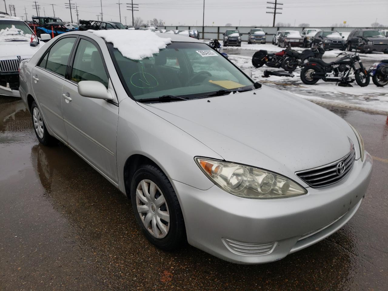 TOYOTA CAMRY LE 2005 with VIN 4T1BE32K85U080637 - Photo from auction