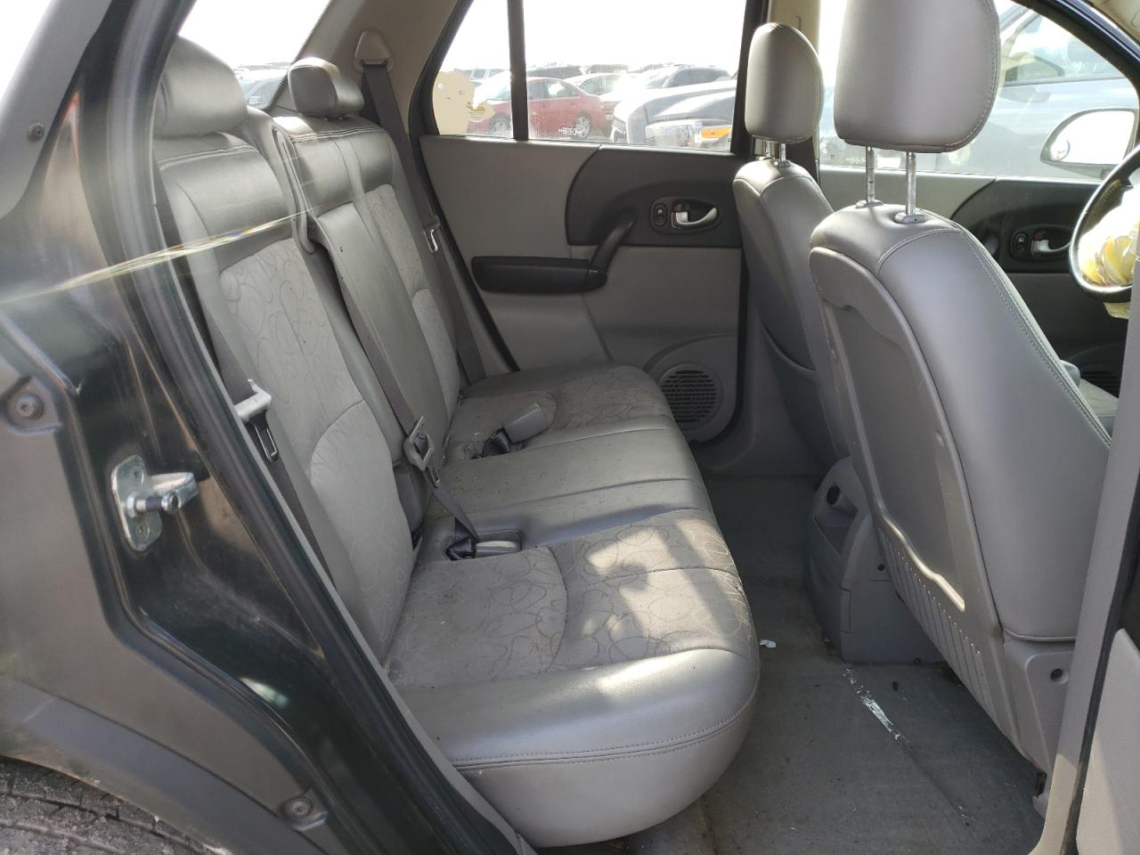 Photo 6 from auction – 2004 SATURN VUE with VIN 5GZCZ53484S836372