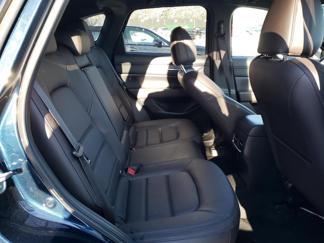 Photo 6 from auction – 2021 MAZDA CX-5 SIGNA with VIN JM3KFBEY3M0419412