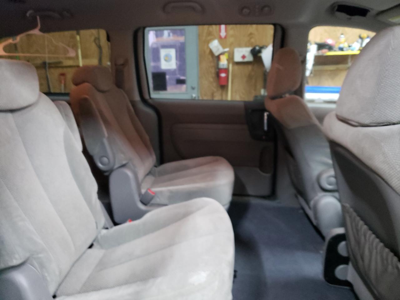 Photo 6 from auction – 2010 KIA SEDONA EX with VIN KNDMH4C30A6349018