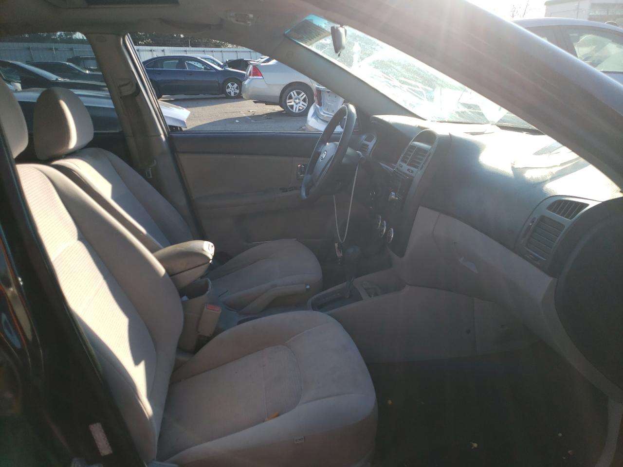 Photo 5 from auction – 2009 KIA SPECTRA EX with VIN KNAFE221895599806
