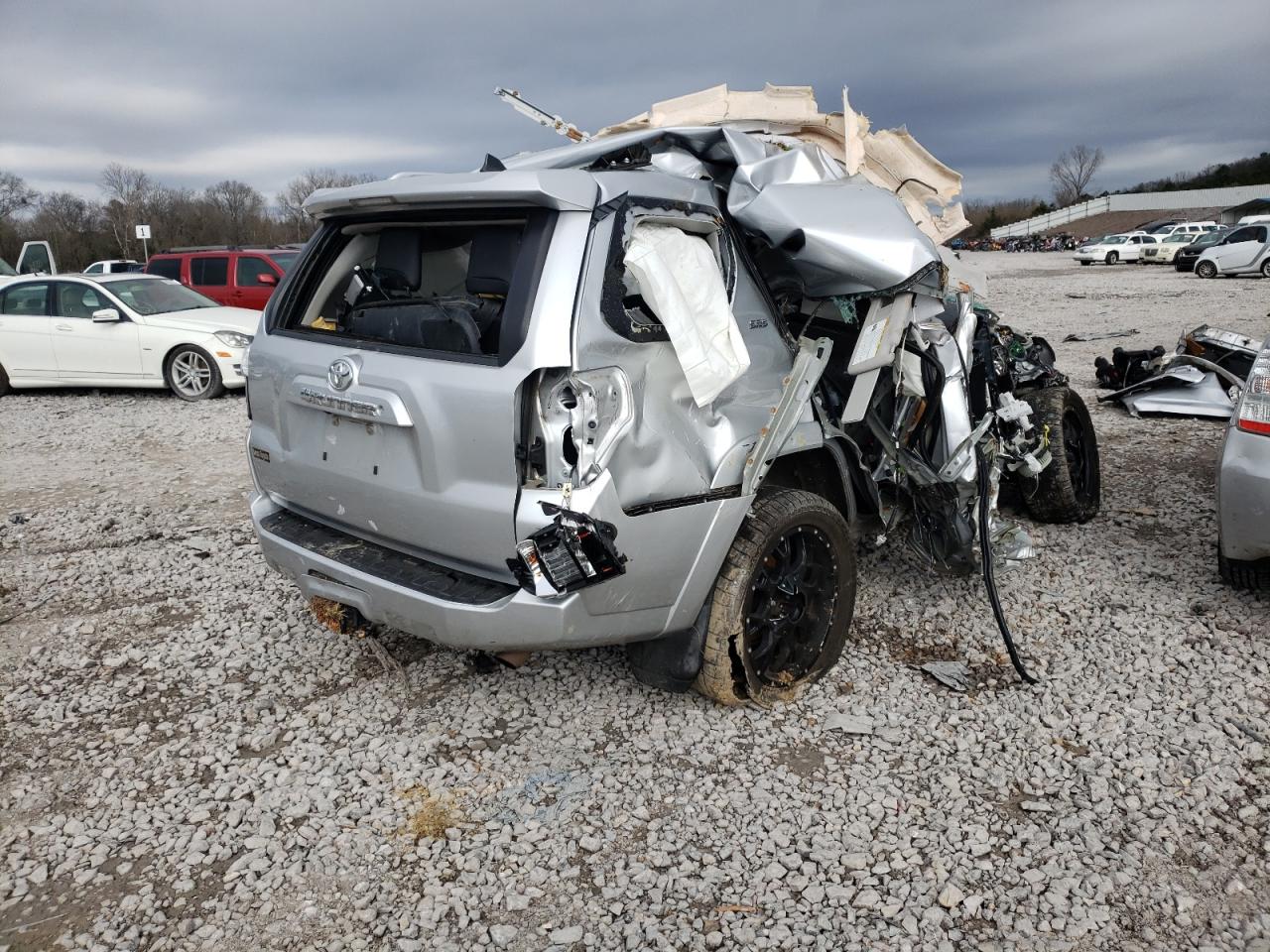 Photo 4 from auction – 2016 TOYOTA 4RUNNER SR with VIN JTEZU5JR9G5144855