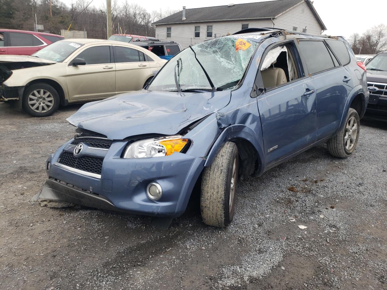 Photo 2 from auction – 2011 TOYOTA RAV4 LIMIT with VIN 2T3DF4DV4BW164699