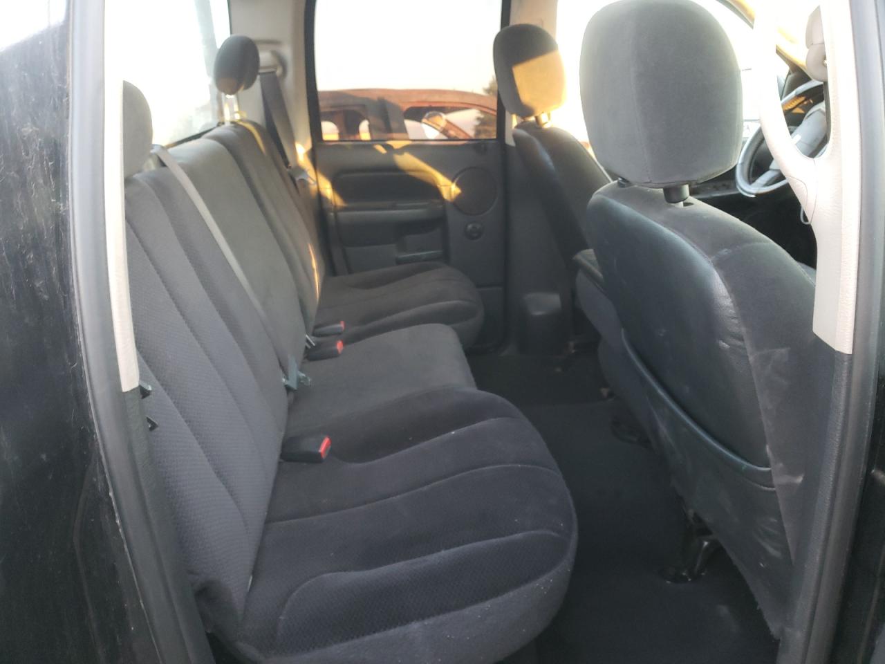 Photo 6 from auction – 2004 DODGE RAM 1500 S with VIN 1D7HA18N34J200477