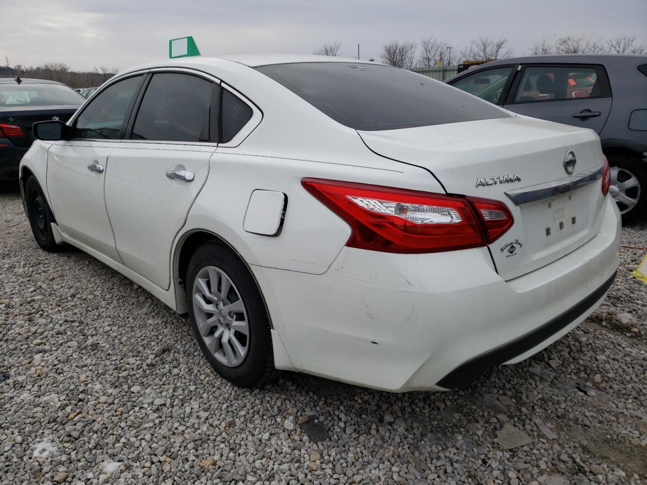 Photo 3 from auction – 2016 NISSAN ALTIMA 2.5 with VIN 1N4AL3AP2GN322988