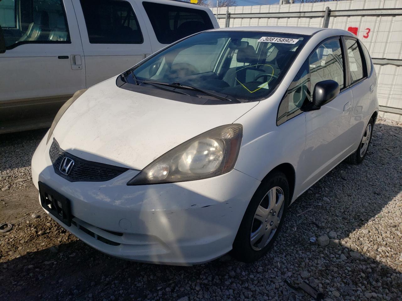 Photo 2 from auction – 2011 HONDA FIT with VIN JHMGE8H3XBC025243