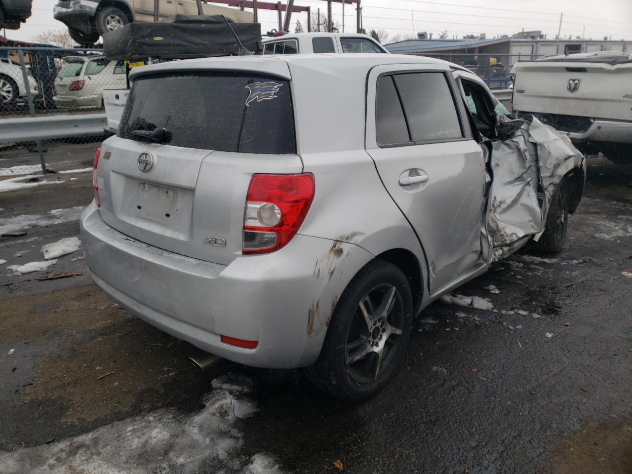 Photo 4 from auction – 2008 TOYOTA SCION XD with VIN JTKKU10428J015930