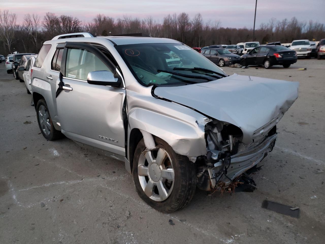 GMC TERRAIN DE 2015 with VIN 2GKFLZE30F6177130 - Photo from auction