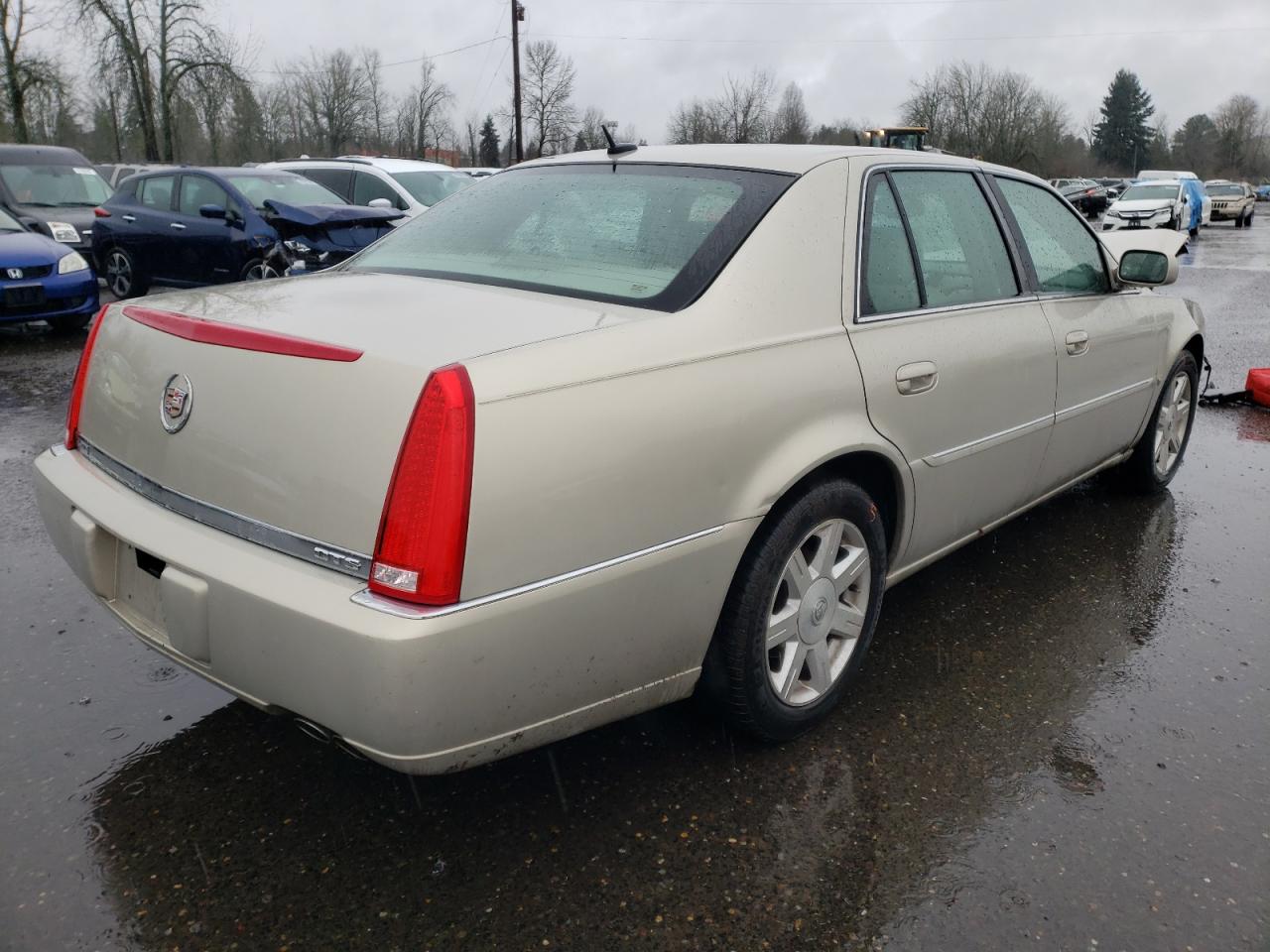 Photo 4 from auction – 2007 CADILLAC DTS with VIN 1G6KD57Y07U169463