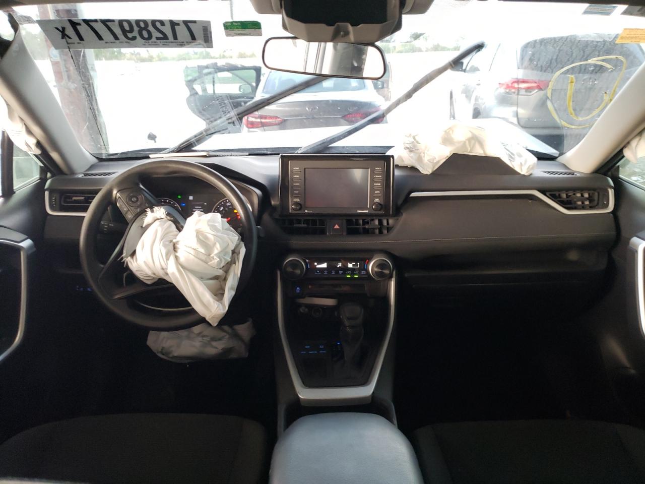 Photo 9 from auction – 2021 TOYOTA RAV4 LE with VIN 2T3H1RFV3MC104430