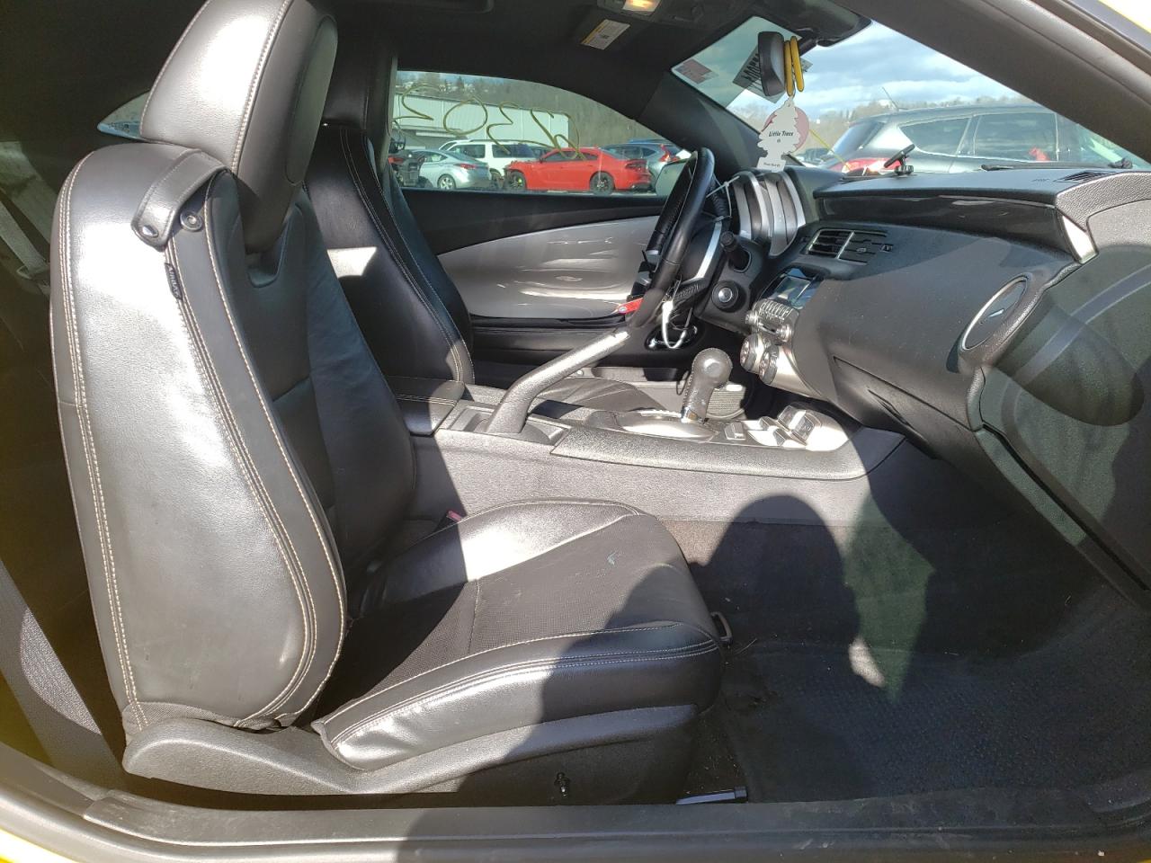 Photo 5 from auction – 2010 CHEVROLET CAMARO LT with VIN 2G1FC1EV8A9102156