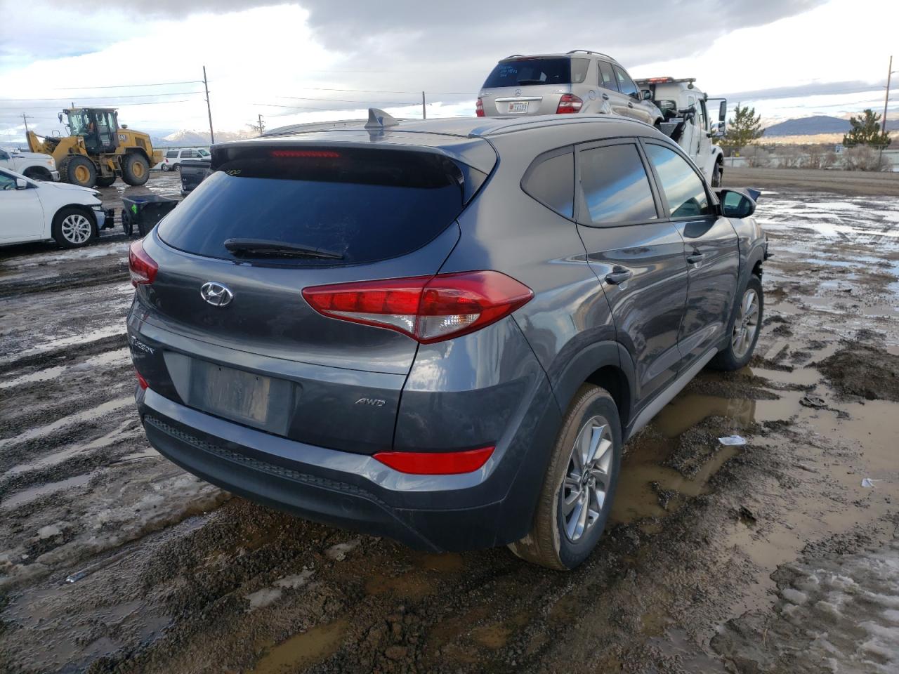 Photo 4 from auction – 2018 HYUNDAI TUCSON SEL with VIN KM8J3CA44JU681445