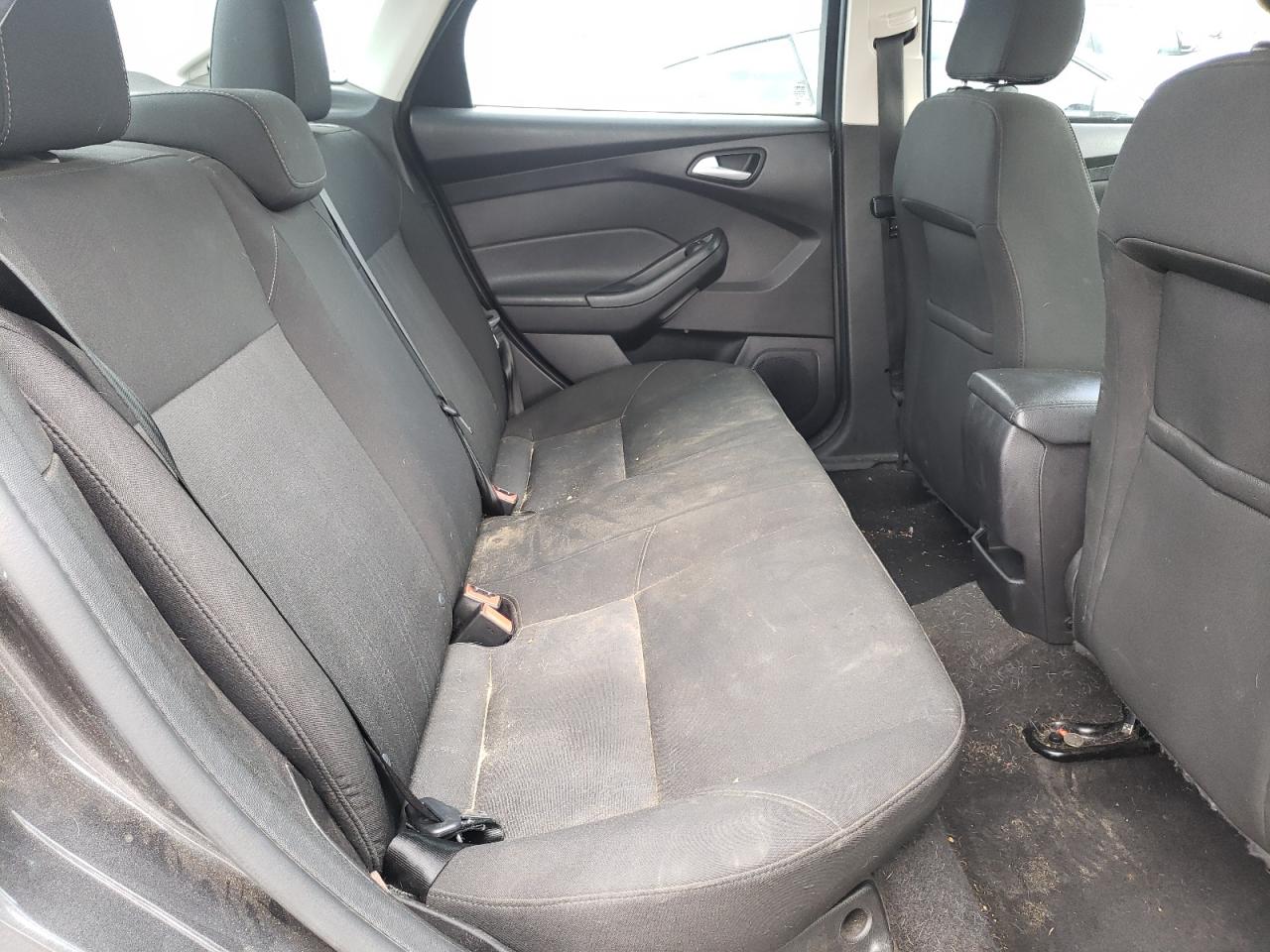 Photo 6 from auction – 2015 FORD FOCUS SE with VIN 1FADP3F2XFL270258