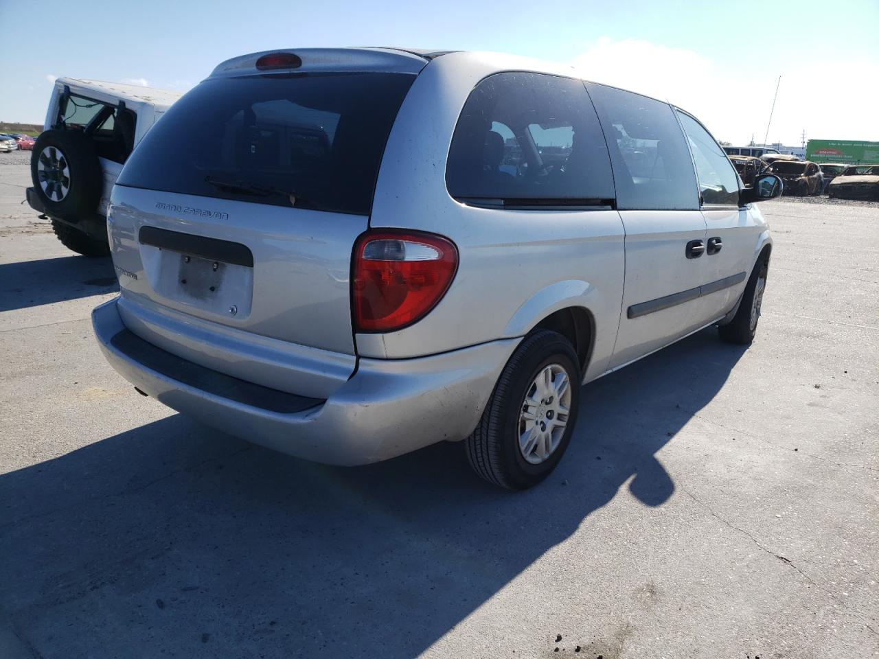 Photo 4 from auction – 2006 DODGE GRAND CARA with VIN 1D4GP24R06B565847