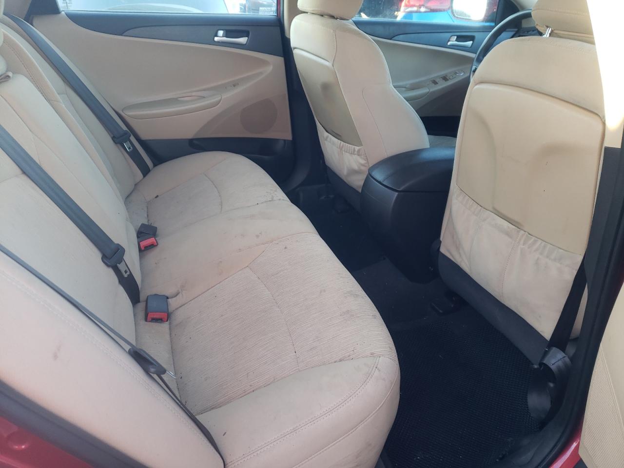 Photo 6 from auction – 2011 HYUNDAI SONATA GLS with VIN 5NPEB4AC4BH026400